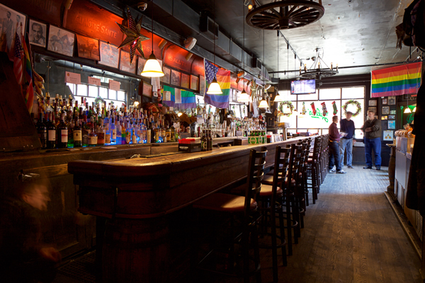 New Yorks Oldest Gay Bar Approved For Landmark Status 